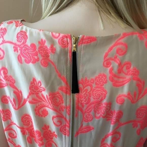 π
Ίpretty Ann Taylor LOFT Rayon & Silk Blend Dress - Picture 7 of 13